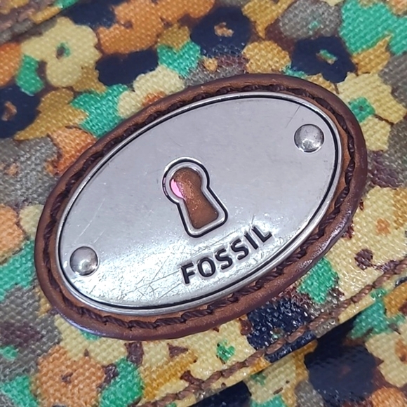Fossil Key Per Crossbody Bag Purse Coated Canvas Floral Flower Adjustable Strap - Picture 15 of 17
